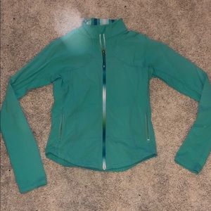 Lululemon jacket 🍋